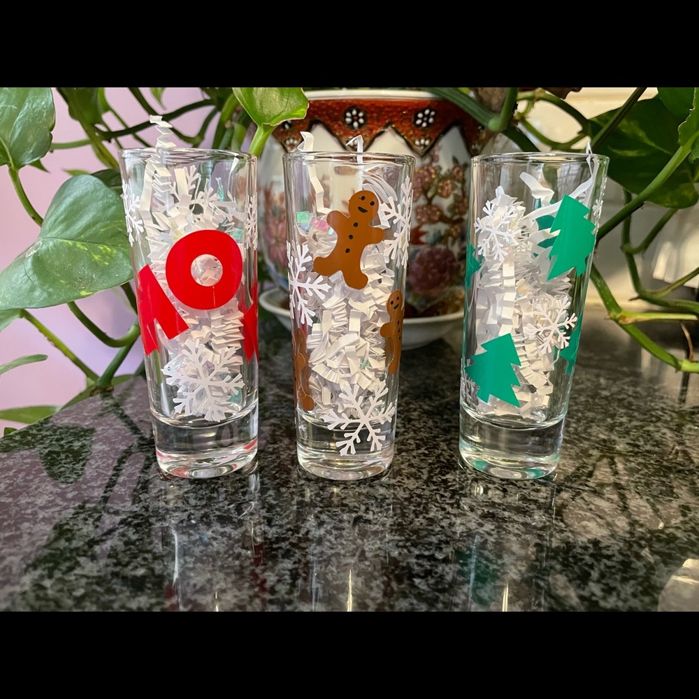 Christmas shot glass set